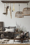 Henglampe i bambus med sorte detaljer